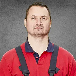 Специалист Александр Николаевич